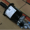 TRANSMISSION CLUTCH BOOSTER CYLINDER  FOR 430mm PULL TYPE CLTUCH - PART NUMBER WG9725230041, ESTIMATED VOLUME: 0.0076CBM