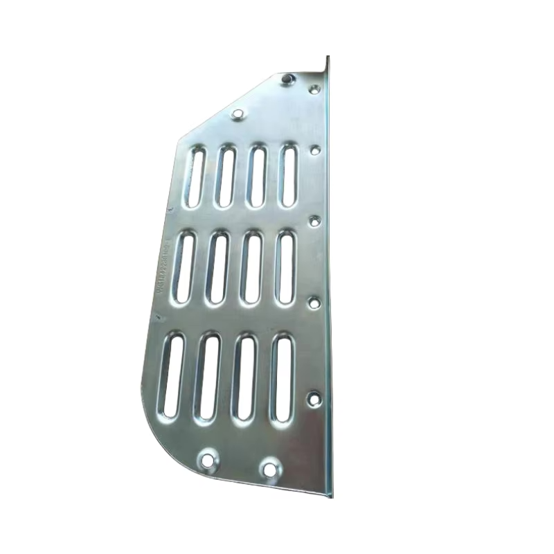 CABIN FRONT WHEEL FENDER CLEAT STEP - RIGHT - PART NUMBER WG1642230110